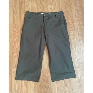 Mossimo Supply Co. Green Capris Casual Wear
